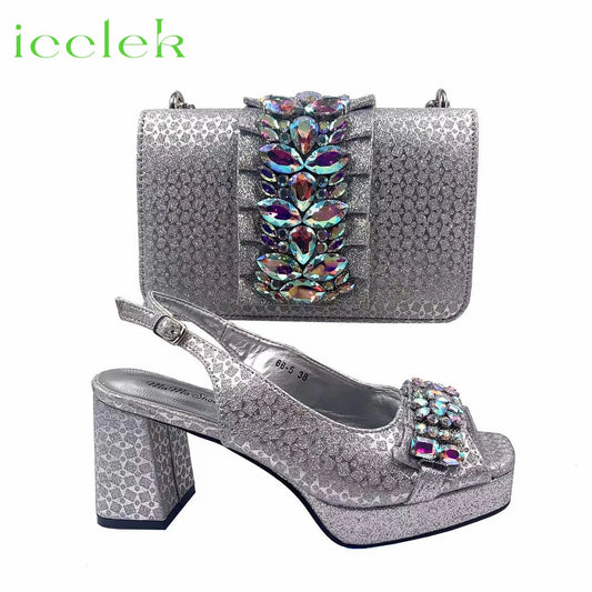 2026 Shiny Italian Fashion Pointed Toe Women Heel Fashion Rhinestone Decoration Silver Color Shoes And Bag Set