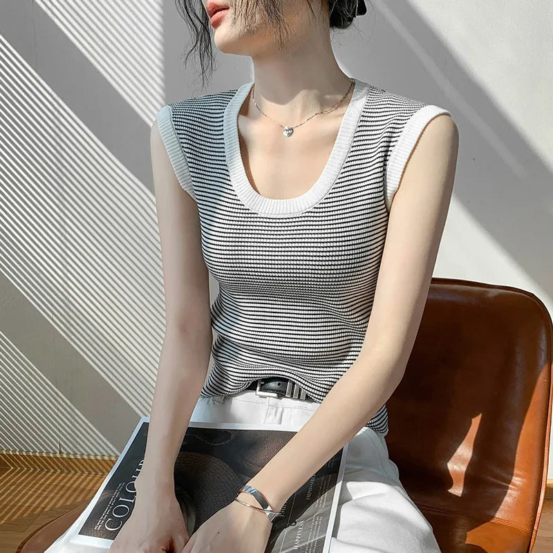 2026 Spring Summer O-Neck Striped Vest Top Simple Slim Fit Sleeveless Casual Versatile Women's Tank Top