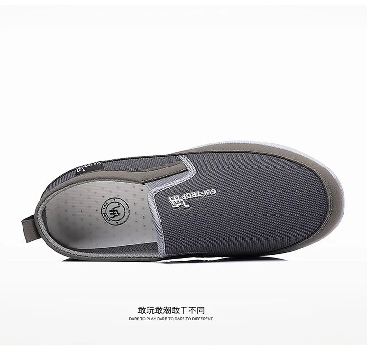 Loafers Men Sneakers Mesh Breathable Non-Slip Slip On Vulcanized Shoes Soft Sole Solid Color Comfortable Water Shoes