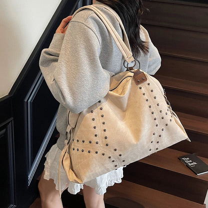 Autumn/Winter Retro Commuter Single Shoulder Bag for Women 2025 New Rivet Tote Bag Large Capacity Travel Handbag