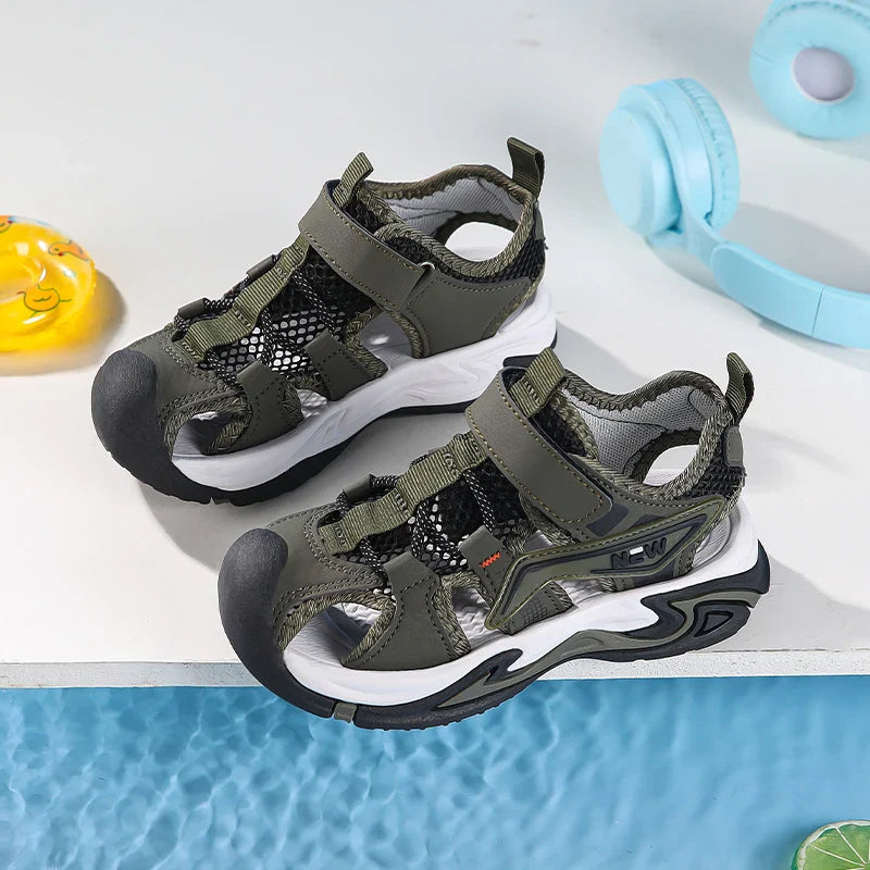 Boys' Sports Sandals Closed Toe Anti-Collision  Kids Outdoor Beach Shoes Breathable Lightweight for Boys Walking Size 28-39