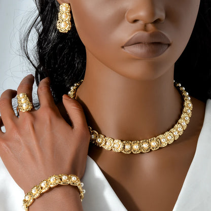 Conjunto de joias de luxo Dubai para mulheres, moderno, colar de pérolas, pulseira, anel, brincos, conjunto de joias banhadas a ouro 18k