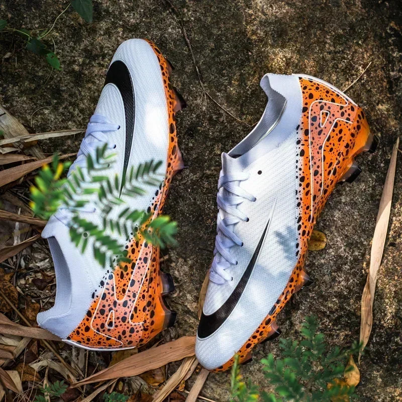 New Men Football Boots Professional Boys Soccer Shoes Ankle Sports Shoes Non-Slip TF/FG Match Sneakers Unisex Comfortable