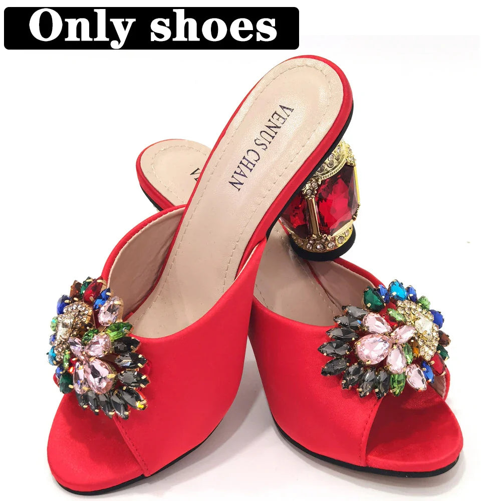 Bolsas e Sapatos de Casamento com Salto Alto Feminino de Festa com Strass Luxuosos na Cor Amarela Elegantes para a Noite