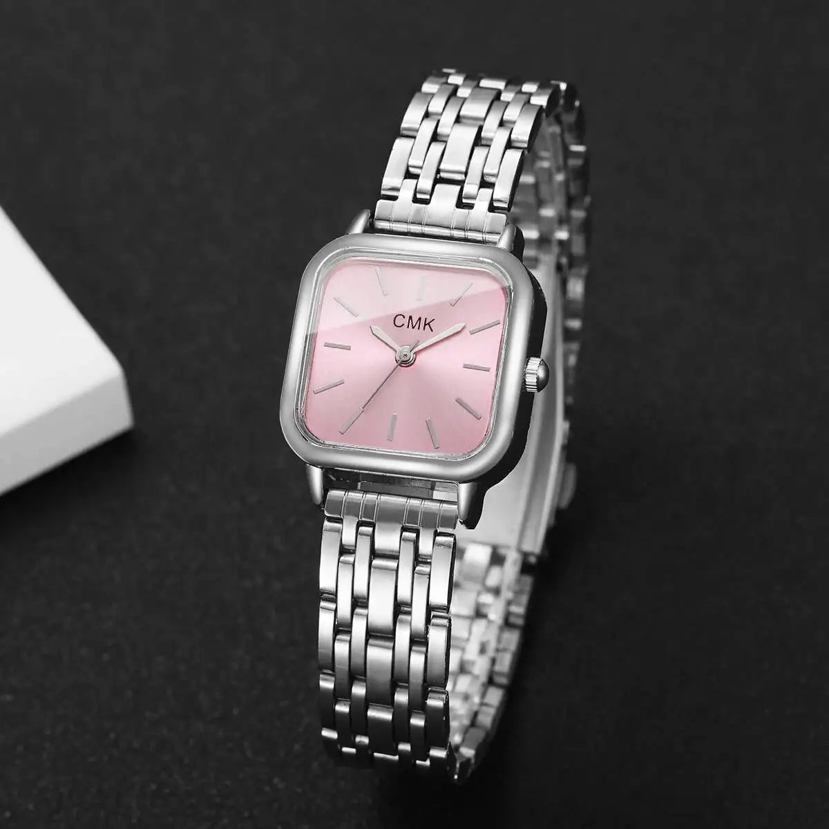 Fashion Square Women Watches Simple Ladies Quartz Wristwatch Reloj Mujer（Without Box）