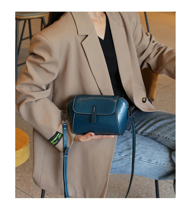 Women's Small Phone Bag Fashionable Oil Wax Cowhide Leather Handbag Versatile and Simple Shoulder Bag High Quality Crossbody Bag