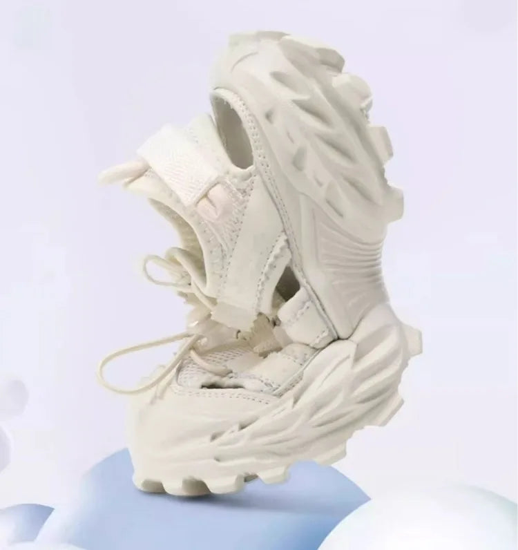 2026 New Boys' White Sports Sandals Summer Closed Toe Beach Shoes with Hollow Out Design for Children