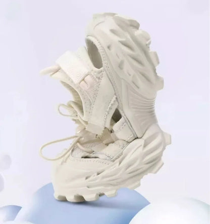 2026 New Boys' White Sports Sandals Summer Closed Toe Beach Shoes with Hollow Out Design for Children