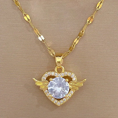 Fashionable and Luxurious Peach Heart Pearl Oyster Necklace, Personalized and Versatile Stainless Steel Clavicle Chain