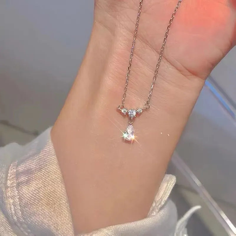 Heart Shape Pendant Necklaces Silver Color 5A Cubic Zirconia Minimalist Style Clavicle Chain Women And Girl Jewelry