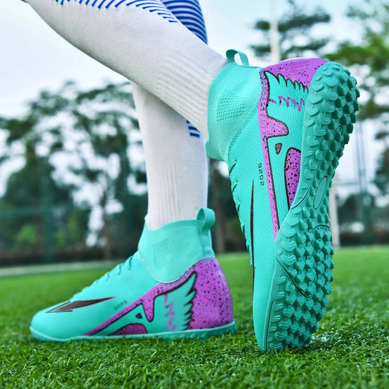New Men Soccer Shoes Outdoor High Ankle Non-Slip Sports Shoes Ultralight Indoor Football Boots High-quality Futsal Non-Slip