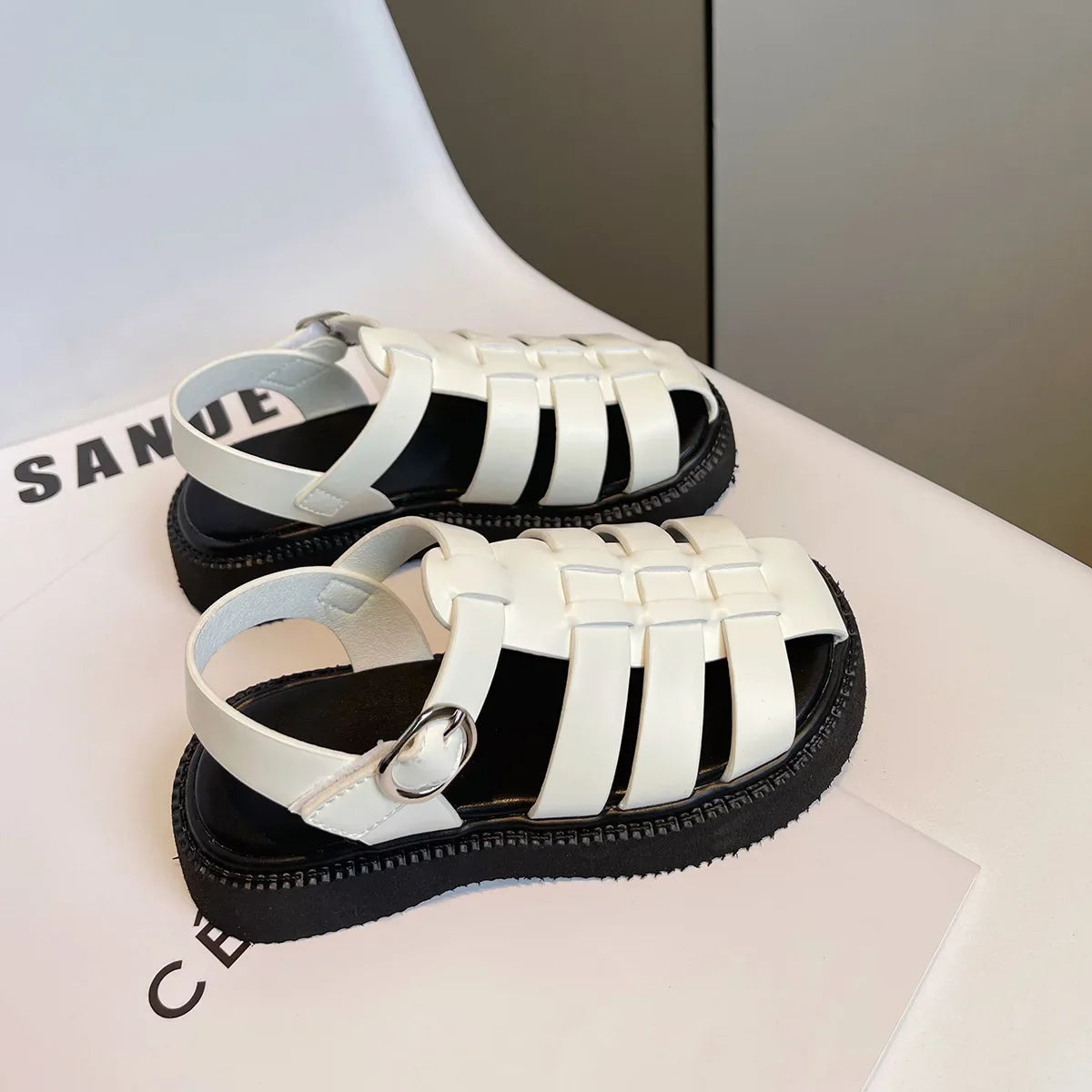 Children's Summer Sandals Girls Woven Baotou Princess Shoes Non-slip Hollow Roman Soft Sole Leather Shoes Buckle Roman Slippers