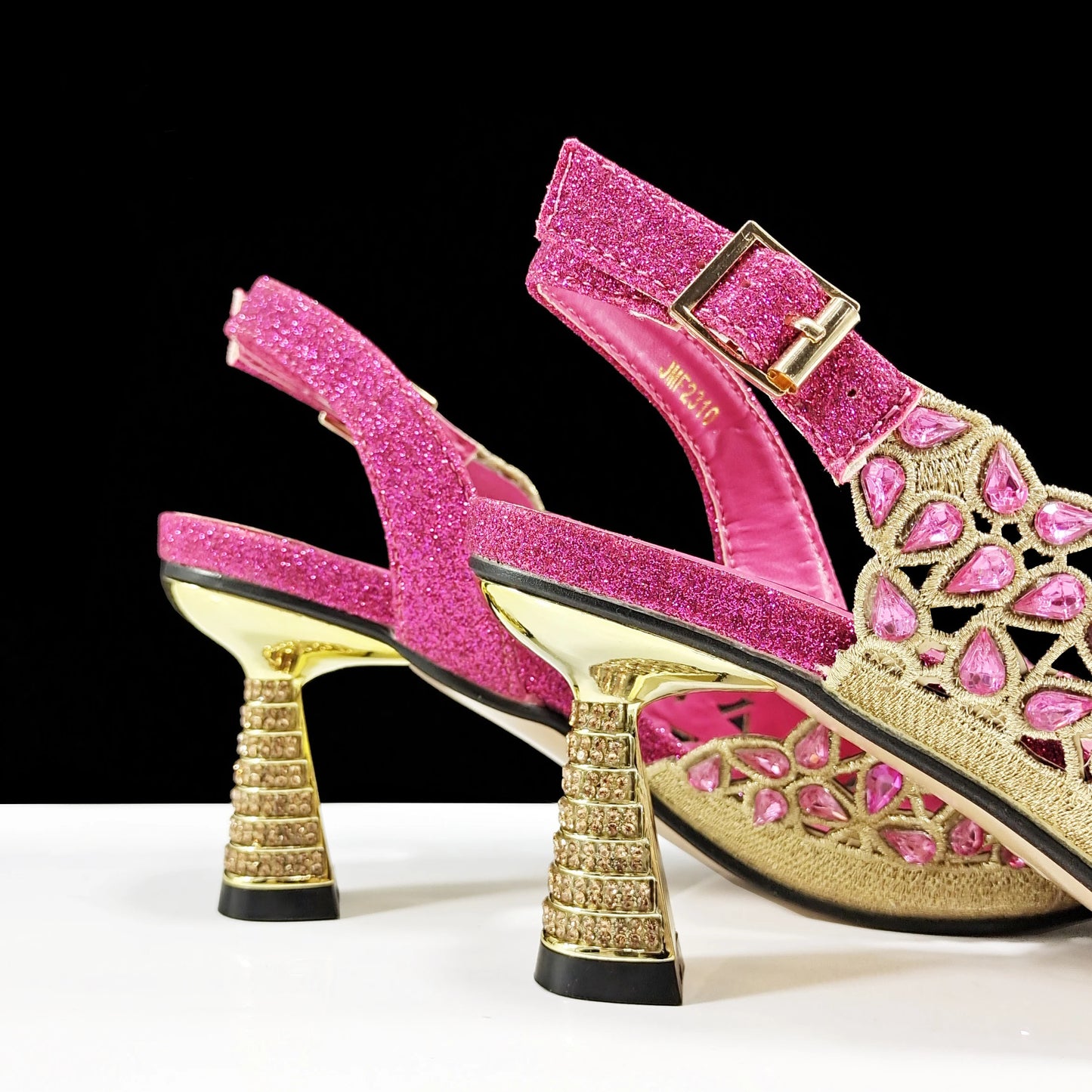 Fashion Design Heart Shape Three-Dimensional Hard Bag and Sexy Stiletto Shoes Shiny Rhinestones