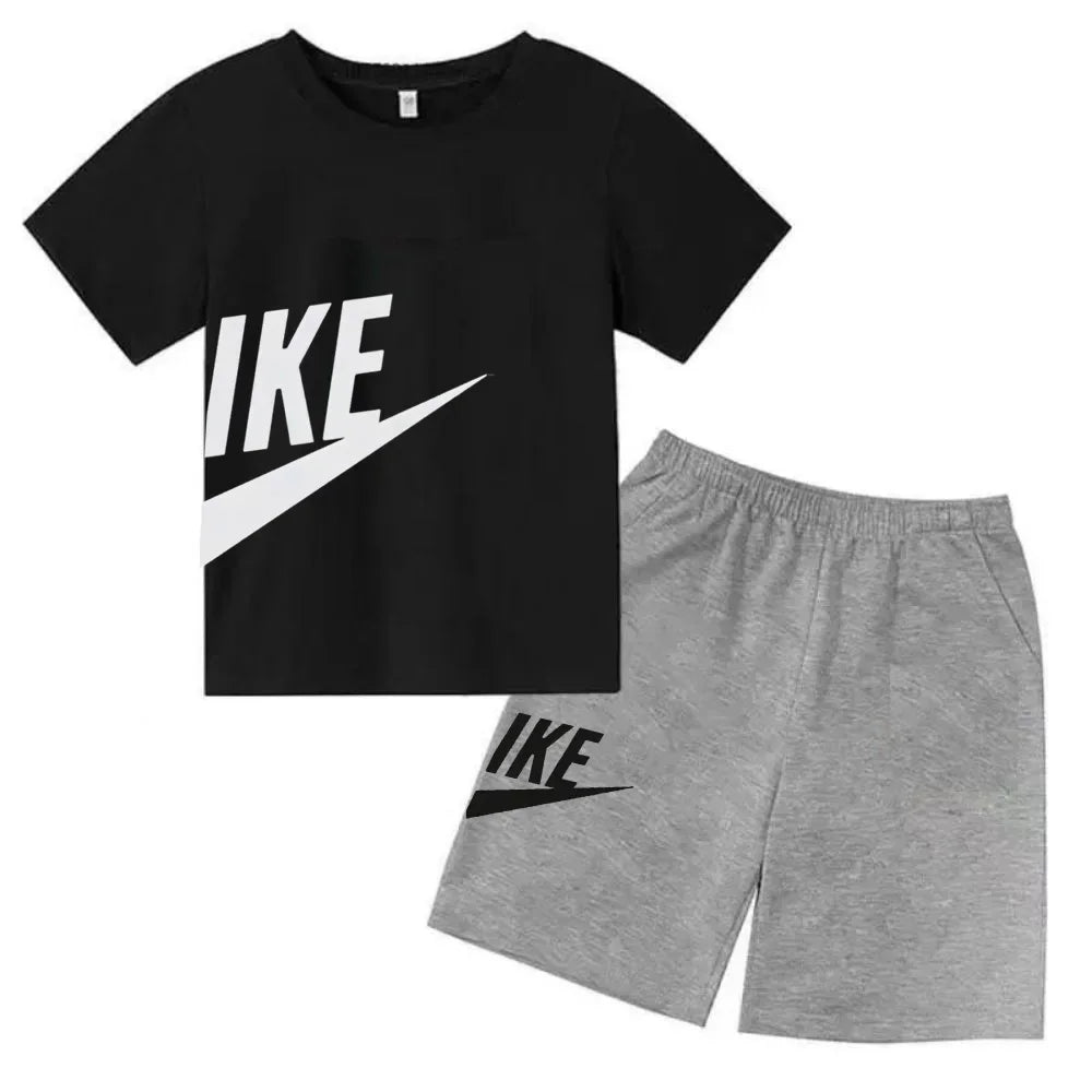 Fashion Sport 2Pcs Outfit, Printed Short Sleeve Tee and Shorts, Comfortable Summer Tracksuit for Boys Girls
