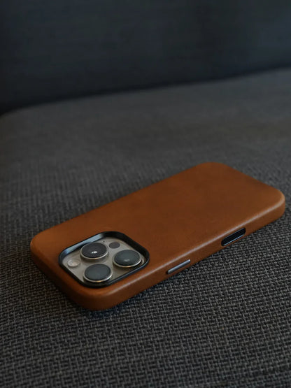 Magnetic Genuine Leather Case for iPhone 17 16 Pro Max 15 14 Compatible with MagSafe Nature Cowhide Retro Phone Cover