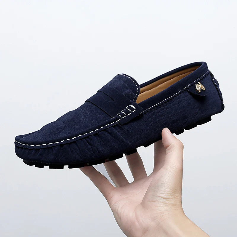 2025 Novos Sapatos Gorro Feitos à Mão Masculinos de Luxo Leve Estampa Crocodilo Tendência Mais Fácil de Combinar Slip-On Loafers Preguiçosos Sapatos da Moda para Dirigir Masculinos e Femininos