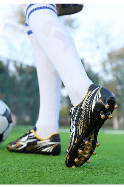 Outdoor Children's Football Shoes Low-cut Kids Soccer Shoes Sports Shoes Comfy Non-Slip Training Shoes For Boys Futsal Sneakers