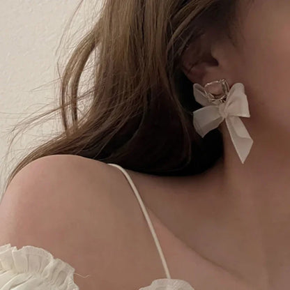 New Fashion Korean Cute Sweet Black White Women Statement Stud Earrings Fabric Lace Bow Drop Earrings Luxury Jewelry Party Gifts