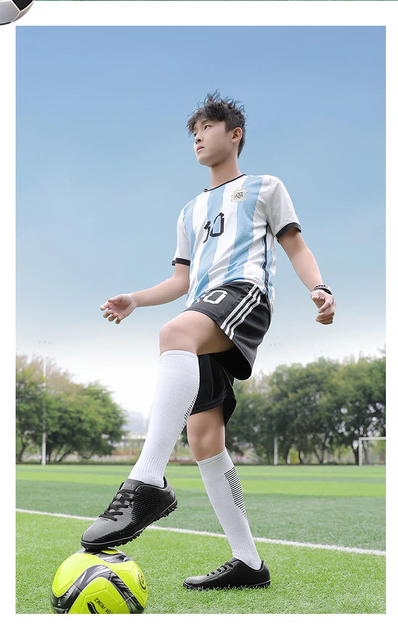 Professional Children Football Shoes Men Kids Soccer Shoes Boys Football Boots EU Size 33-45