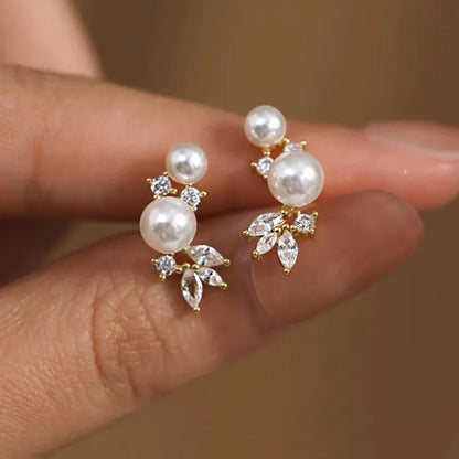 Graceful Gold Color/Silver Color Stud Earrings Lady Simulated Pearl Jewelry Chic Shiny Zirconia Accessories for Wedding