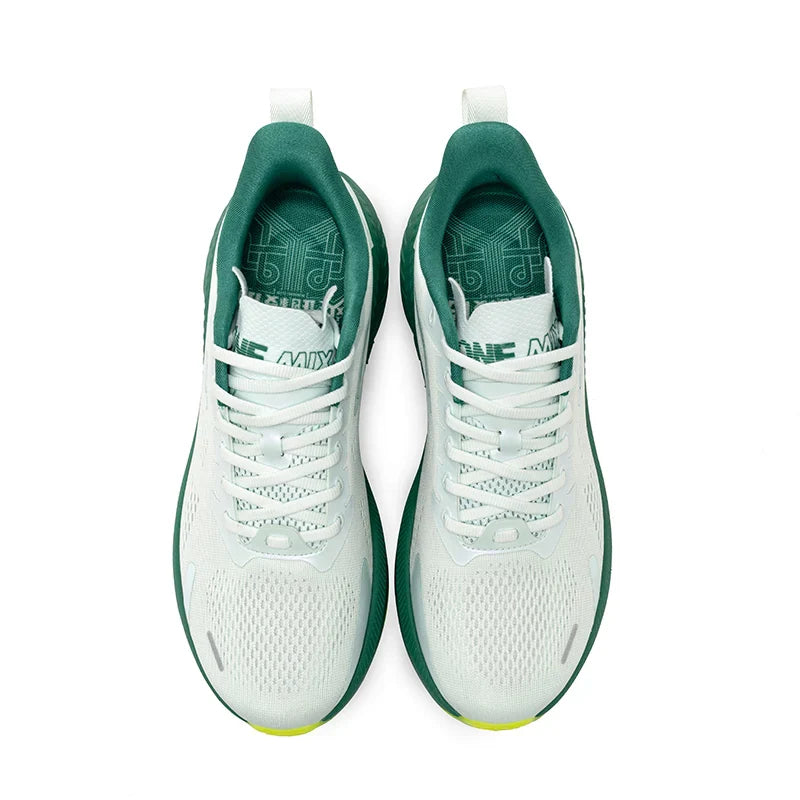 New Style Autumn Winter Men Running Shoes Ourdoor Jogging Cushioning Breathable Lightweight Elastic Sports Sneakers