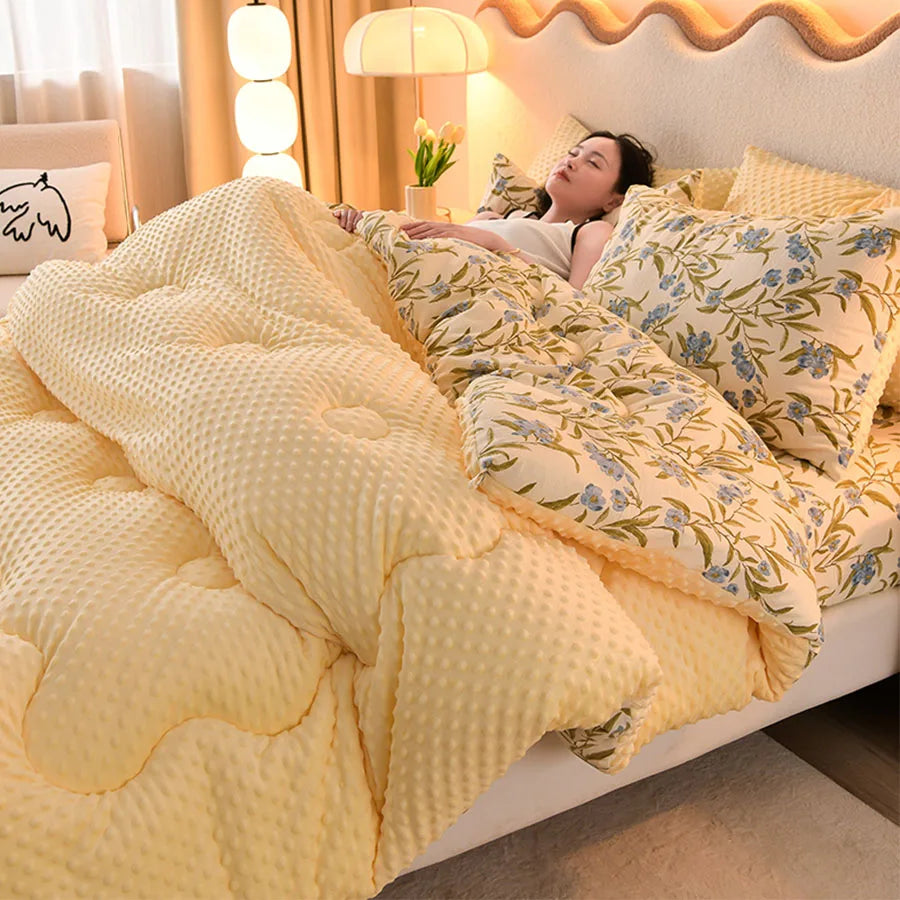 Microfiber is thickened by 3D beanie velvet to protect the warm winter blanket by single double fall and winter