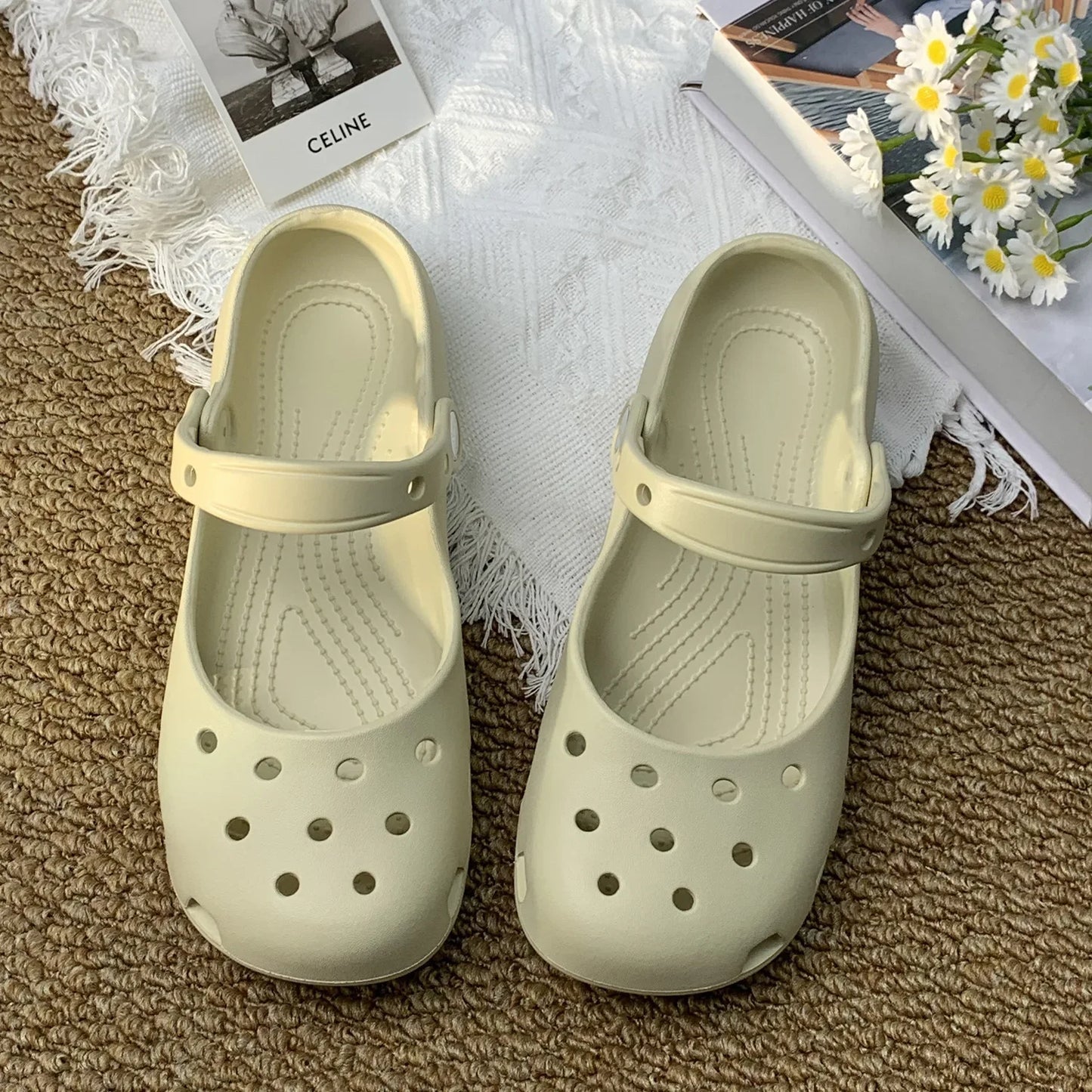 Kids'Casual Sandals EVA Summer Fashion Outdoor Soft Bottom Children Breathable Anti-slip Beach shoes Black White Size 36-41