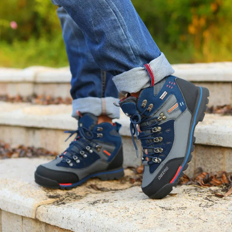 Men Boots Outdoor Mountain Climbing Sneaker Mens Top Quality Fashion Desert Tactical Hiking Boot Casual Snow Boots