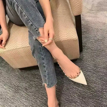 High-quality fashionable high-heeled shoes. Women's retro rivet pointed-toe patent leather casual comfortable office sandals