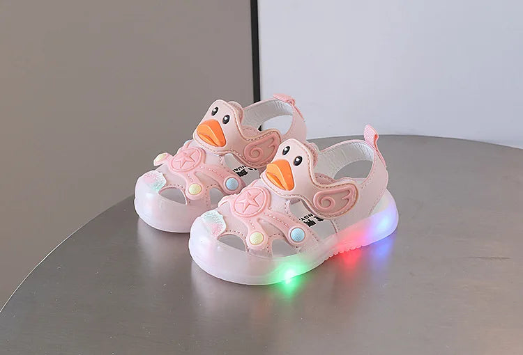 LED Light Baby Shoes 2023 Summer 0-3 Year Old Boys/girl Headband Anti Kick Sandals with Soft Soles Baby Toddler Soles Beach Shoe