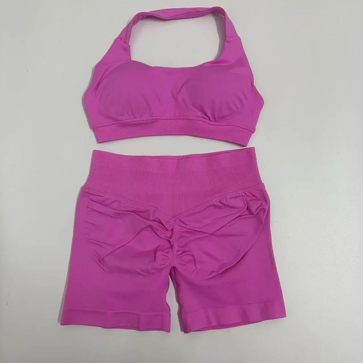 Yoga Shorts Set Seamless Yoga Set Workout Scrunch Shorts Sets Halter Sports Bra Scrunch Shorts Fitness Clothes Gym Suit