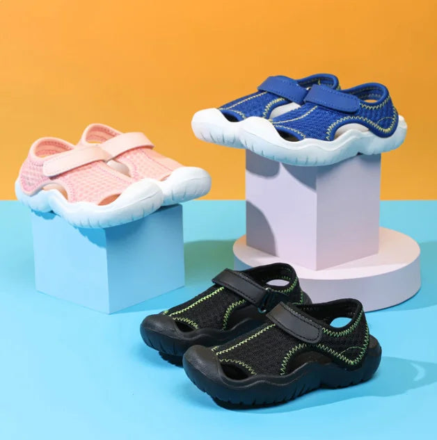 Sandals, children's toe caps, summer sandals for boys and girls, children's EVA thick soled beach shoes