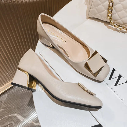 Plus Size 35-43 Women Pumps Med Heel Square Toe Pumps Office Lady Leahter Shoes Big Gold Metal Chain Soft Soles Slip on Shoes
