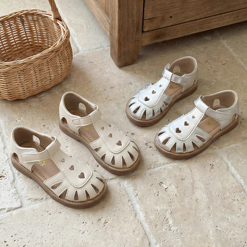 Summer Girl's Sandals Heart Hollow Out T-strap Versatile Kids Casual Shoes With Velcro Cover Toe Fashion Children Sandal 26-36