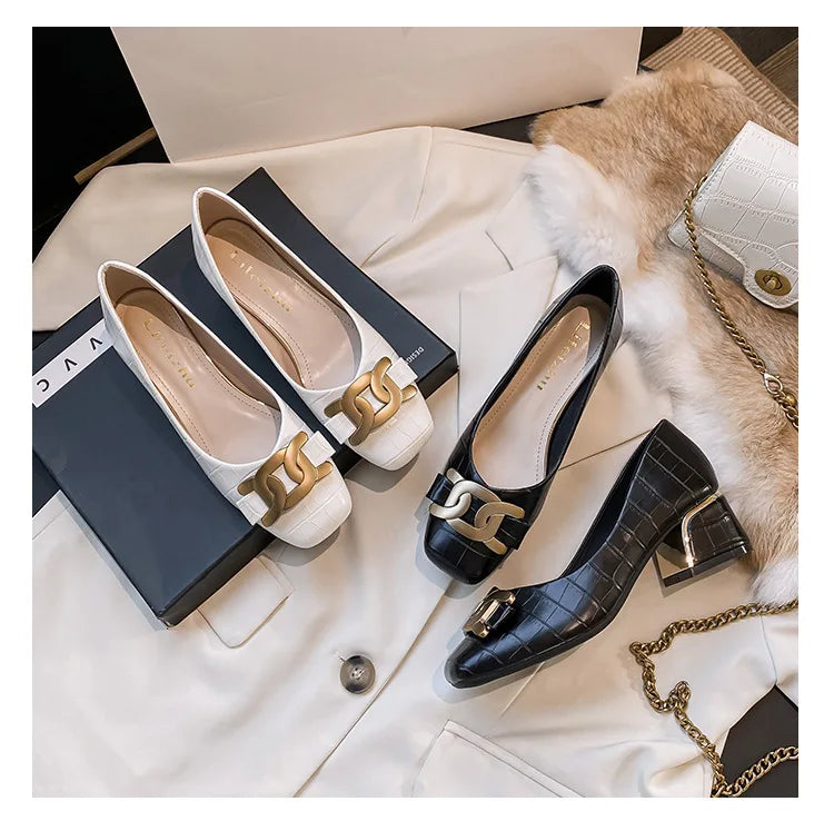 Plus Size 35-43 Women Pumps Med Heel Square Toe Pumps Office Lady Leahter Shoes Big Gold Metal Chain Soft Soles Slip on Shoes
