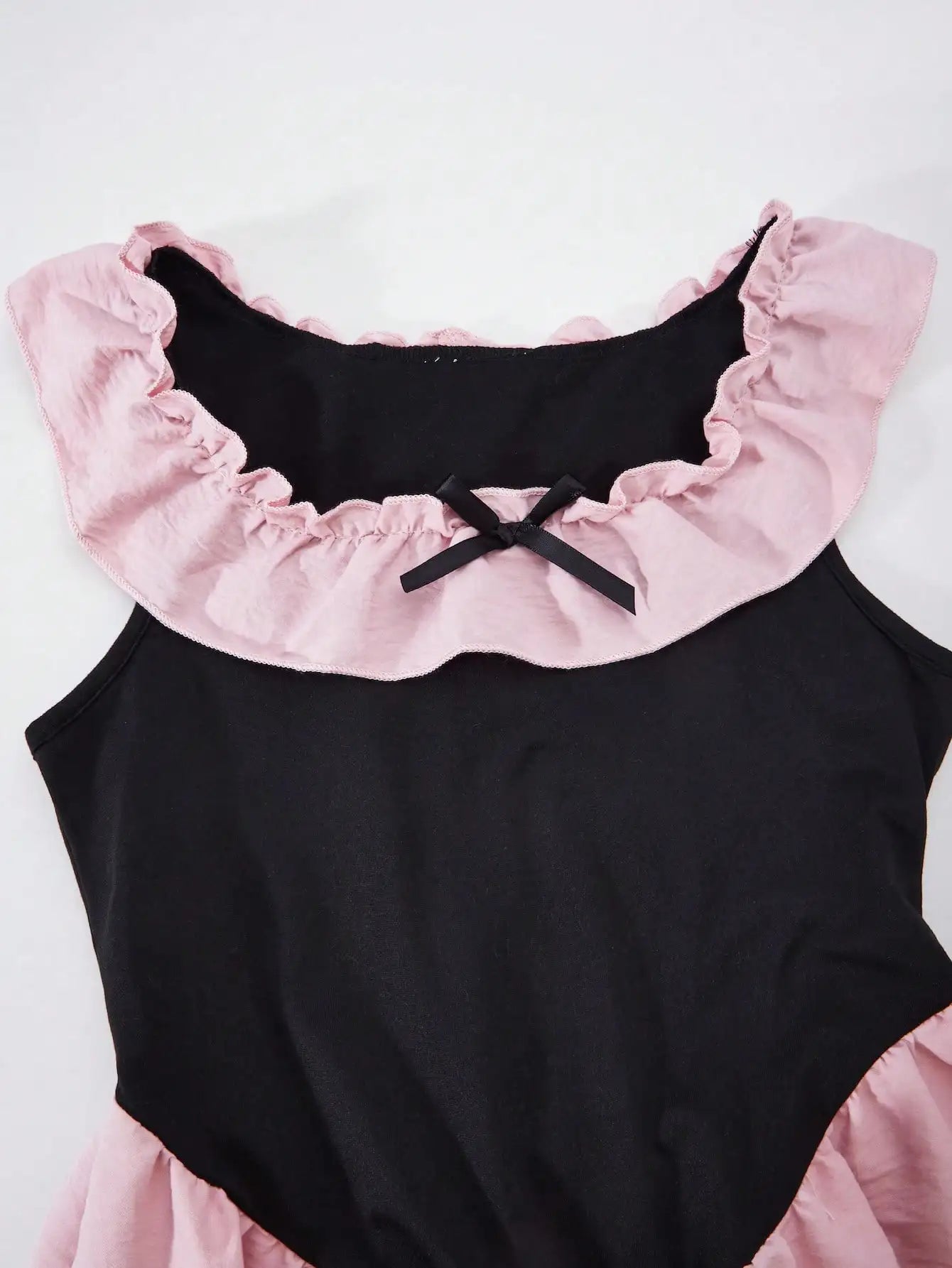 Girls' fashionable and elegant summer dress with outdoor casual square collar design paired with ruffled edge dress