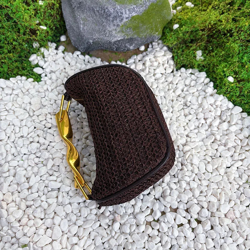 Metal Handle Straw Bags for Women Half Moon Rattan Woven Chain Shoulder Bag Bohemian Travel Beach Bag Designer Crossbody Handbag