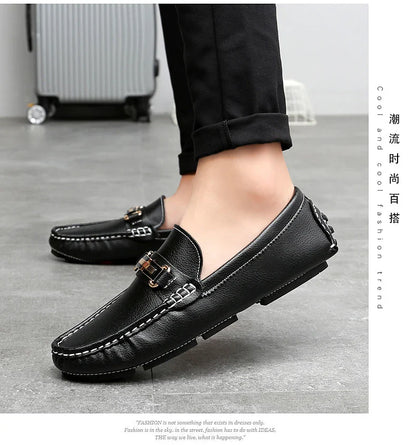 2025 New Handmade Soft Soled Beanie Shoes Men's Korean Style Casual Leather Shoes Social Spirit Boy Brand Lazy Shoes Loafers