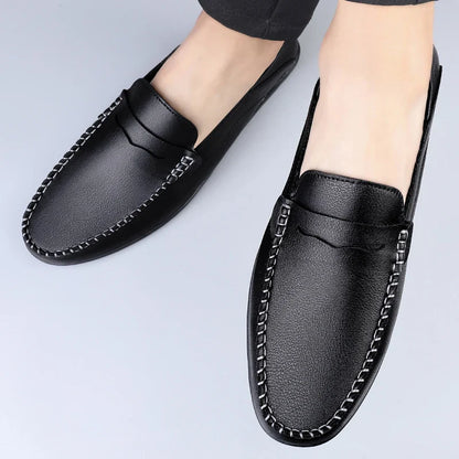 Men's fashion leather shoes Four Season new plus size casual soft sole white shoes anti slip outdoor business dress leather shoe