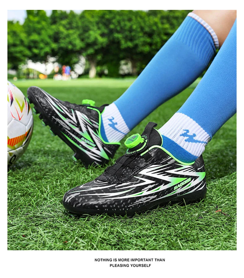 New Kids Society Cleats Soccer Shoes Professional Football Boots Boys Indoor Football Field Boots Original Sneaker Children Fast