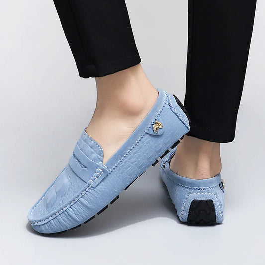 2025 Novos Sapatos Gorro Feitos à Mão Masculinos de Luxo Leve Estampa Crocodilo Tendência Mais Fácil de Combinar Slip-On Loafers Preguiçosos Sapatos da Moda para Dirigir Masculinos e Femininos