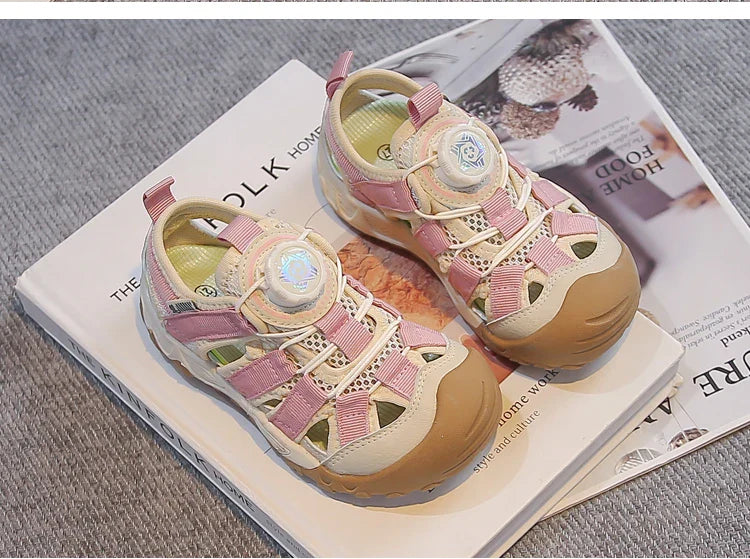 Kids' Rotating Button Closed-Toe Sandals, Breathable Mesh Shoes, Non-Slip Boy Girls Barefoot Shoes Summer Casual Sports Sandals