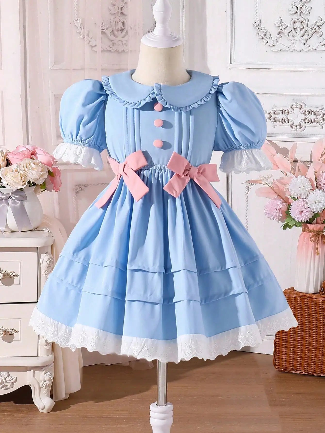 Little Girl's Romantic and Elegant Ladylike Blue Princess-Style Dress, Decorated with Bows, Stylish Puff Sleeves, Suitable for Birthday Parties, Holiday Events, and Photography. Suitable for Little Girls Aged 4-7, for