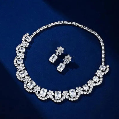 Classic Water Drop Zircon Necklace for Women - Emerald, Elegant, Luxurious Accessory, Bridal Gift, Clothing Accessory for Women