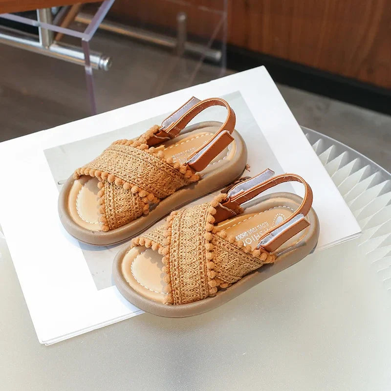 Girls Summer Beach Shoes Ethnic Style Kids Casual Sandals Soft Sole Fashion Children Retro Princess Shoes 2025 Summer New