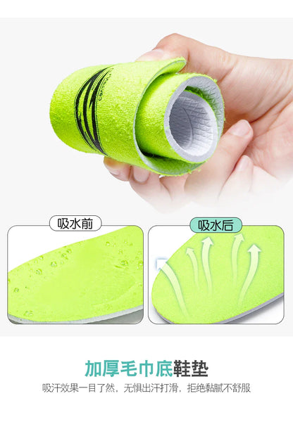 New 2026 Men Soccer Shoes Kids Cleats Grass Adult Professional Football Boots Ultralight Non-Slip Boys Training Soccer Boot