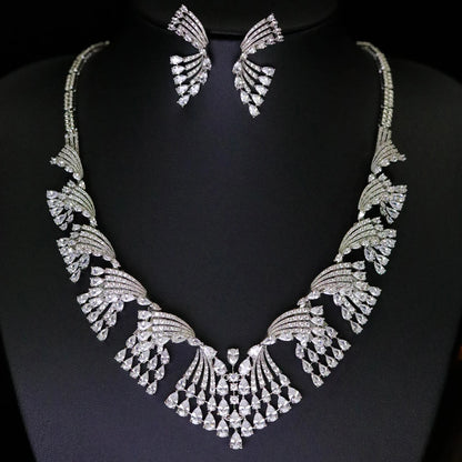 New White cubic zirconia Necklace Set Retro Palace Style Jewelry Women's Dress Decoration Suitable for Wedding Ball Bride Gift