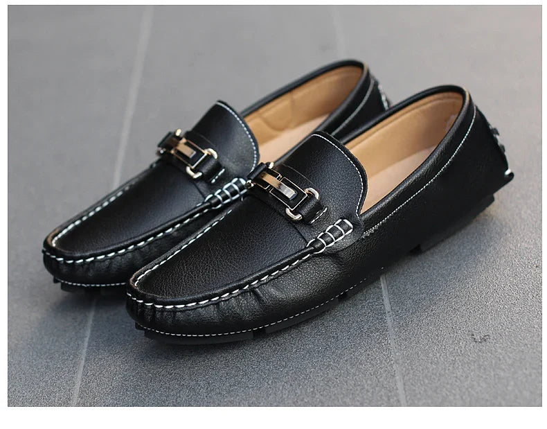 2025 New Handmade Soft Soled Beanie Shoes Men's Korean Style Casual Leather Shoes Social Spirit Boy Brand Lazy Shoes Loafers