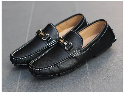 2025 New Handmade Soft Soled Beanie Shoes Men's Korean Style Casual Leather Shoes Social Spirit Boy Brand Lazy Shoes Loafers