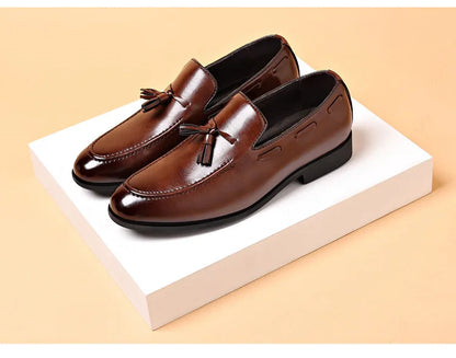 Summer New Large Size Men's Leather Shoes Business Formal Casual Wedding Knot Shoes round Toe Flat Heel Rubber Outsole